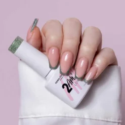 2AM London The Glow Up Collection Reflective Glitter Gel Polish - Just a Girl 7.5ml