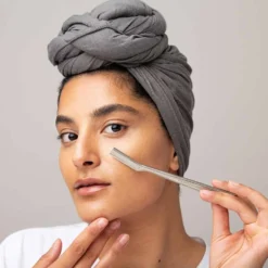 Tweezerman Dermaplaner Facial Razor